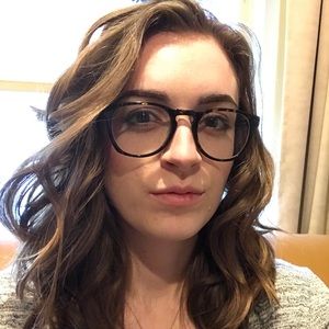 Meet your Posher, Dana